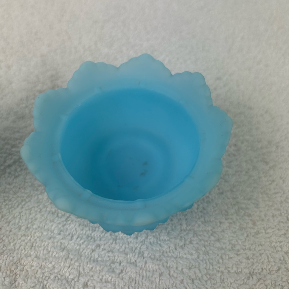VTG 70s Fenton Satin Sky Blue Milk Glass Hobnail Fairy Lamp Light Votive - Picture 14 of 16